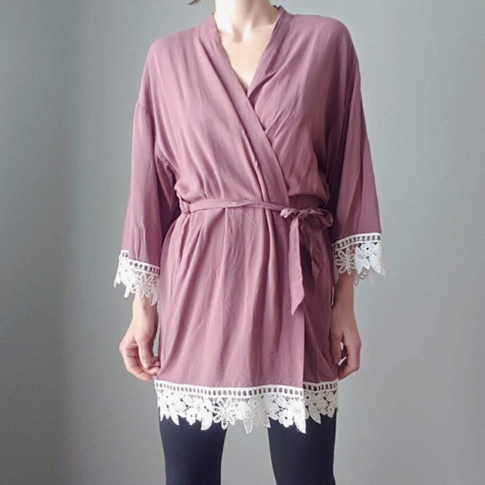 Blair + Emily | Mauve Lace Trim Tie Waist Robe